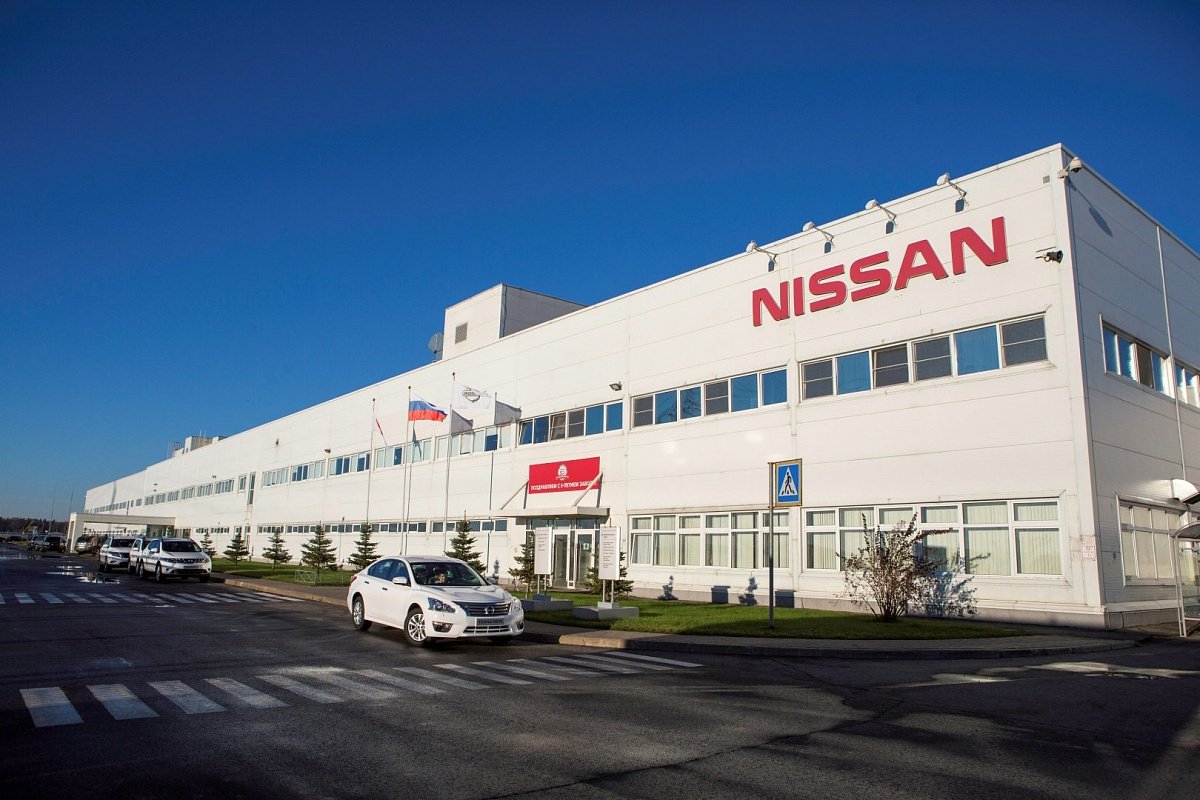 Петербургское предприятие Nissan приостановит выпуск до конца июня