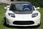 Последний собранный Tesla Roadster продают за 100 млн рублей