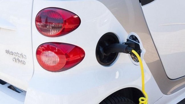 Ученые нашли способ зарядить электромобиль всего за 10 минут 