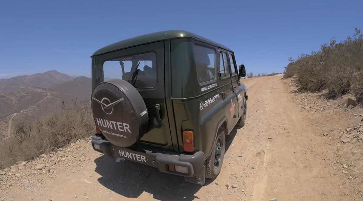 Внедорожник УАЗ «Хантер» назвали отличным автомобилем для выходного дня на бездорожье в Чили