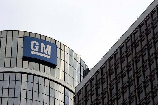 General Motors показала эскиз интерьера загадочного спорткара 