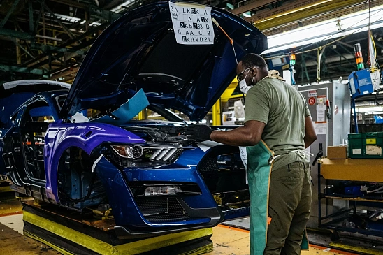 Ford претендует на звание «самого американского» автоконцерна с наибольшим количеством рабочих и автомобилей