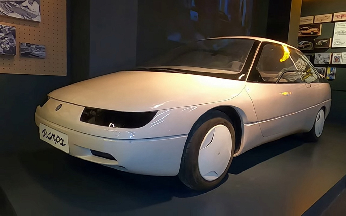 Советский минивэн АЗЛК-2144 Истра – его готовили в серию, но судьба распорядилась иначе