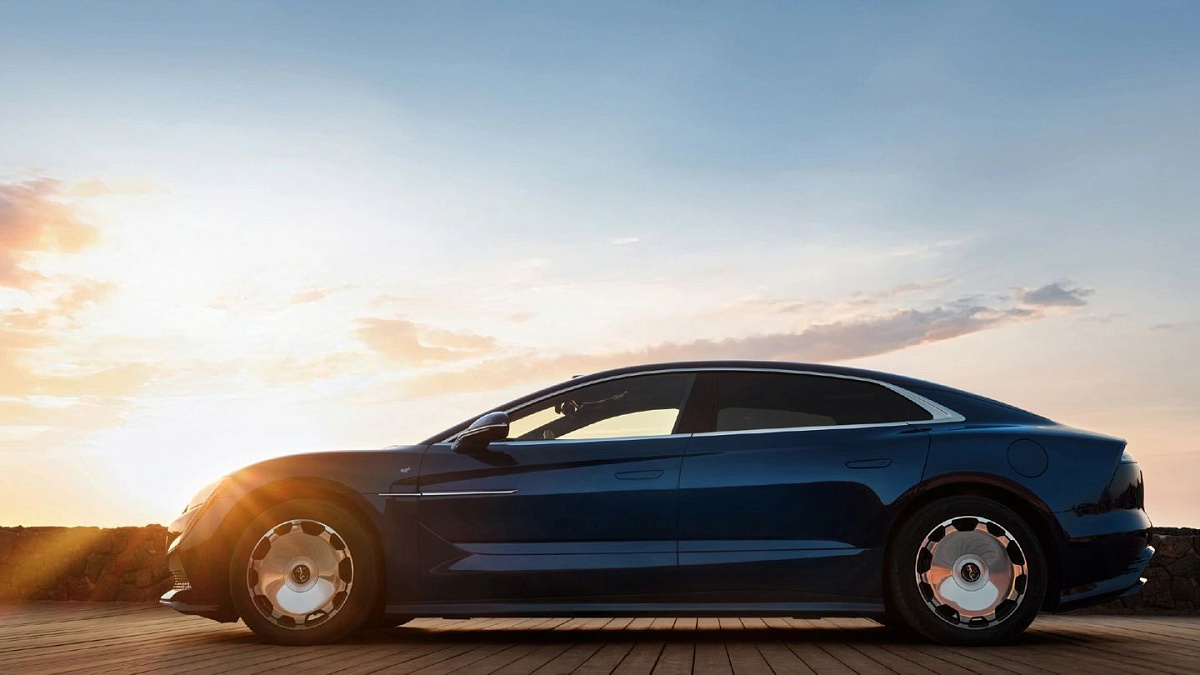 BYD Yangwang U7 за 7,1 млн рублей - роскошь, которая взорвет рынок 