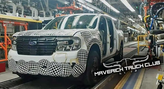 Ford Maverick 2022 года сфотографировали прямо на конвейере 