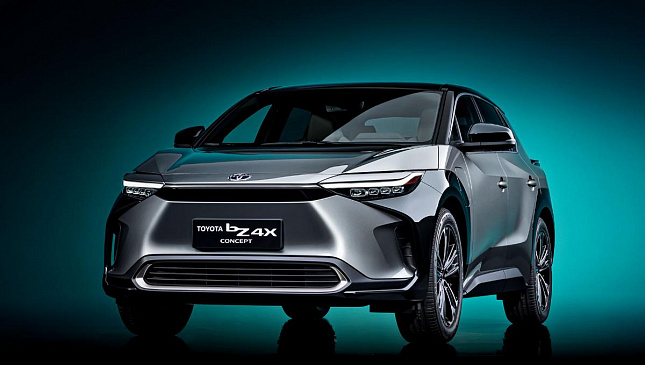 Компания Toyota отзывает около 2,7 тыс. электромобилей bZ4X, у которых могут отвалиться колеса