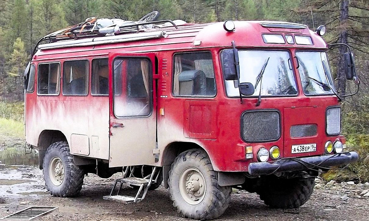 ПАЗ-3201 единственный в мире полноприводный автобус общего назначения из СССР