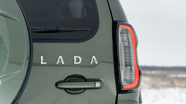 Задние фонари внедорожника Lada Niva Travel будут склеивать автоматом