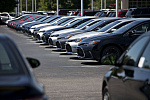 Продажи автомашин с пробегом выросли во всех федеральных округах РФ летом 2022 года
