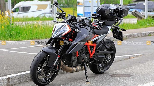 KTM обновит нейкед 1290 Super Duke R