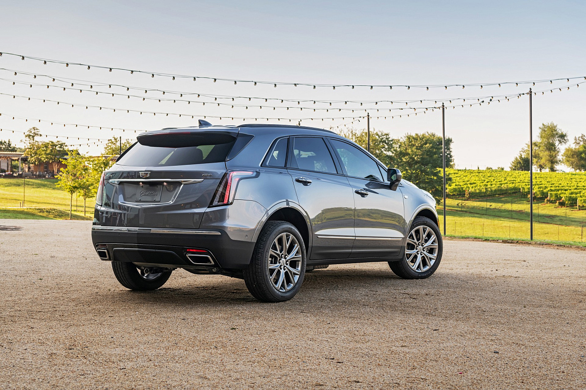Компания General Motors объявила о двух отзывах моделей Cadillac XT5 , XT6 и GMC Acadia