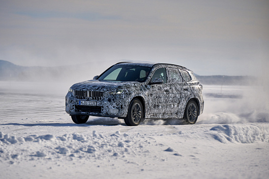 Компания BMW завершила зимние испытания нового электрокроссовера BMW iX1