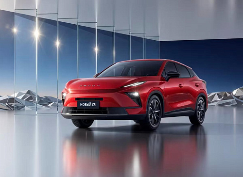 Стали известны цены и комплектации Omoda C5 нового поколения для России