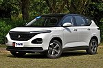 В продаже появился бюджетный кроссвэн Baojun RM-5