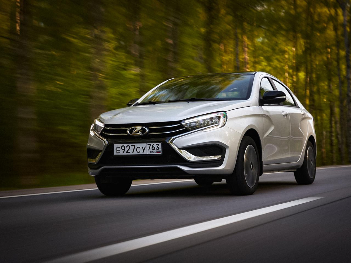 Бомба для таксистов: 11,09 рубля за километр — почему Lada Vesta в такси съедает бюджет