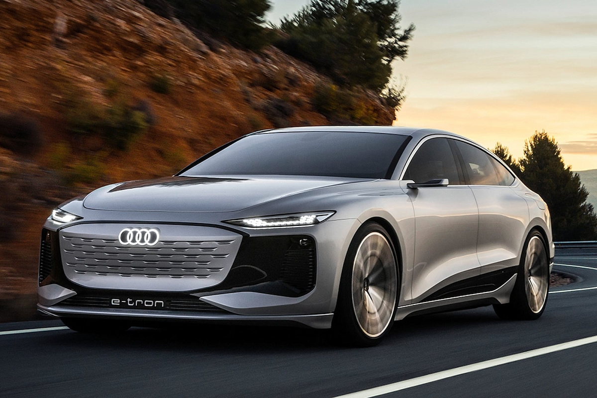 Электрический вариант Audi RS6 e-tron поступит в продажу в 2024 году