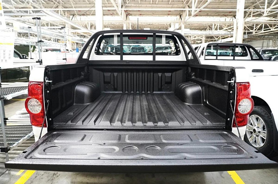 Пикапы Sollers и УАЗ будут лучше защищены от коррозии: что за состав выбрали марки