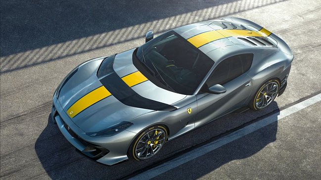 Автопроизводитель Ferrari презентовал купе и кабриолет с мощнейшим мотором V12 в своей истории