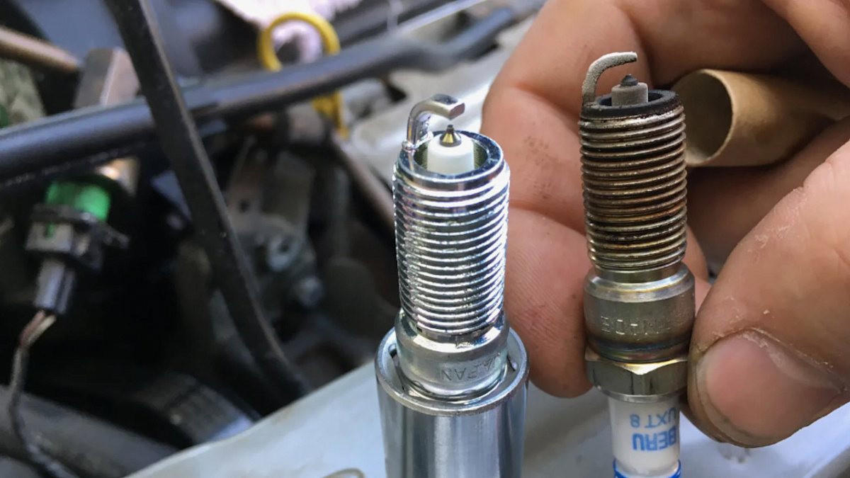 Забудьте о сервисе: простой лайфхак со свечами зажигания продлит жизнь вашей машине на 100 000 км