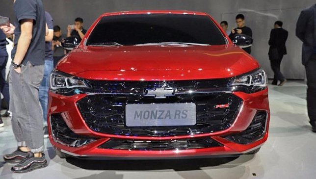 В Гуанчжоу показали бюджетную альтернативу Chevrolet Cruze - седан Monza 