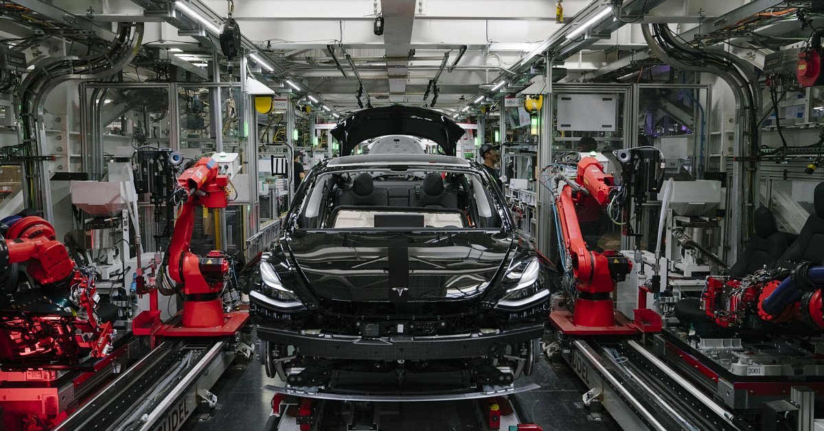Tesla планирует произвести 500 тыс. машин в текущем году