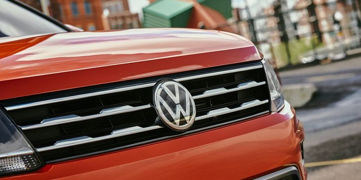 Volkswagen останавливает производство 200 вариантов своих моделей