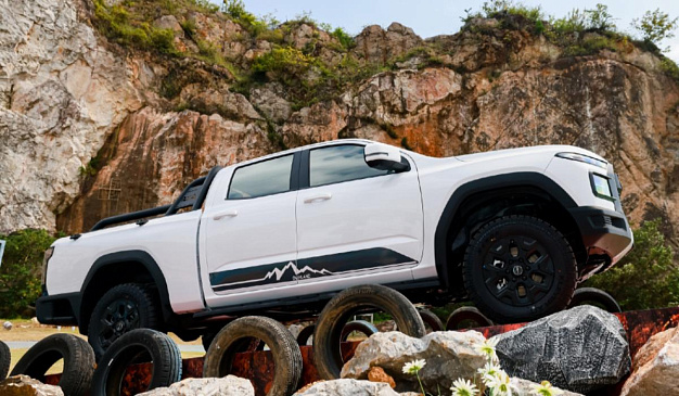 За 1 млн рублей: на рынок вышел рамный пикап Chery Rely R8