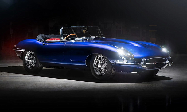 Компания Jaguar представила отреставрированный Jaguar E-Type 