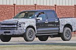 Прототип мощного пикапа Ford F-150 Raptor 2021 замечен в пробке