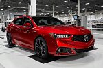  Acura объявляет цены на седан TLX в исполнении PMC Handbuilt