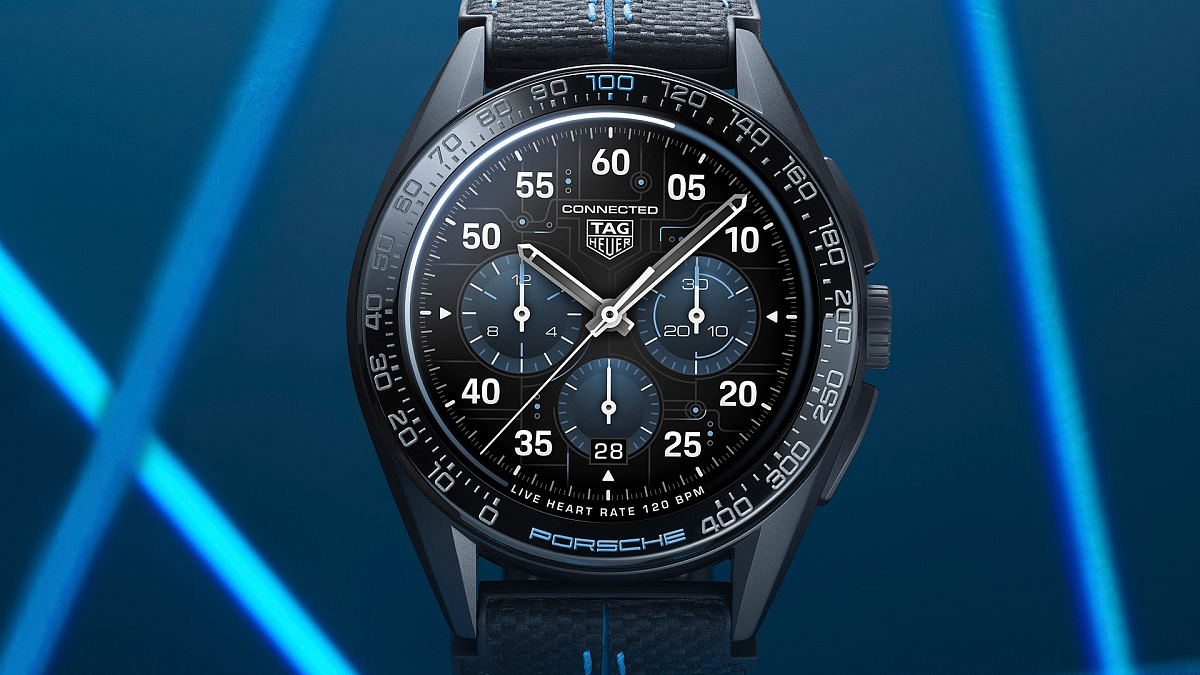 Компании Porsche и TAG Heuer выпускают смарт-часы Calibre H4 с возможностью подключения к Интернету