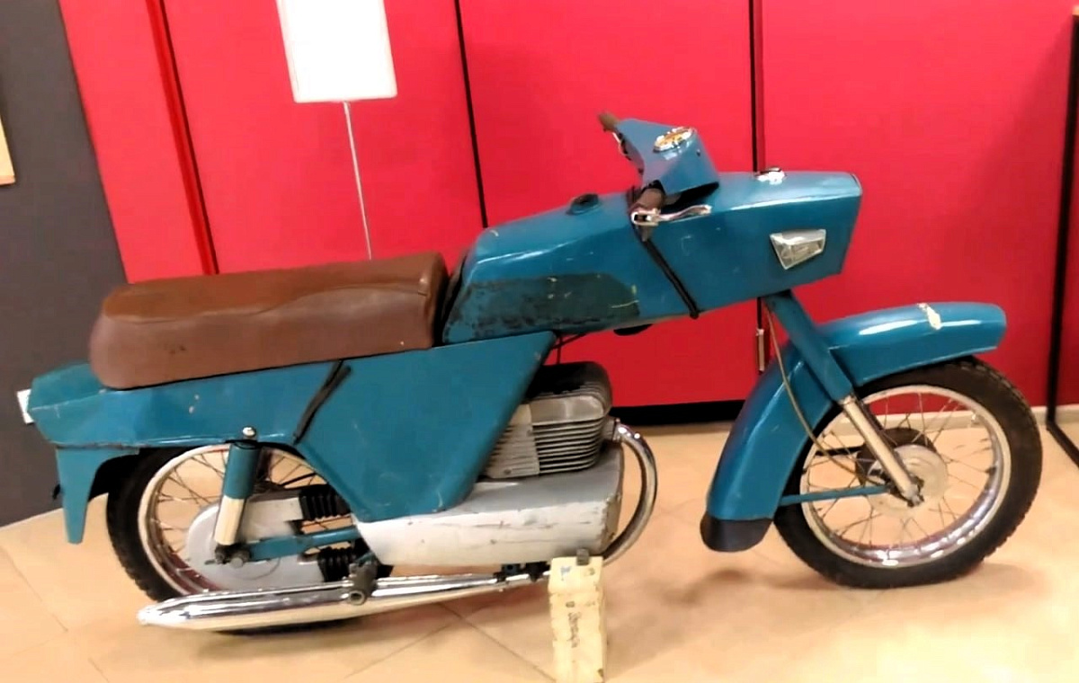 Минск М-106 Поларис – советский мотоцикл эпохи роботизированных мечтаний