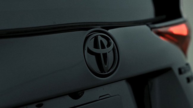 Концерн Toyota анонсировала дебют гибридного Toyota Prius нового поколения