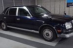 Старый лимузин Toyota Century получил новую выхлопную систему