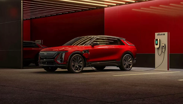 Cadillac Lyriq 2024 получает новые уровни отделки салона и расширенную палитру 