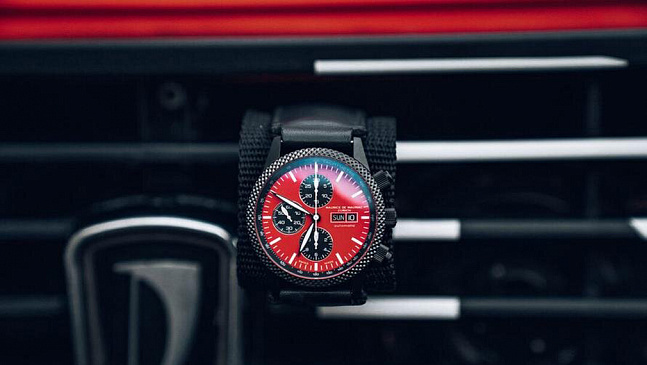 В Швейцарии в честь российского внедорожника Lada Niva создали лимитированные наручные часы