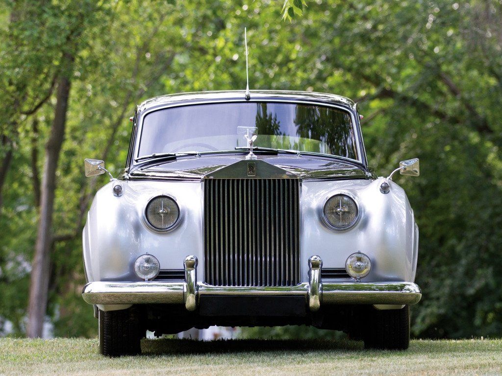 Rolls Royce Phantom Silver cloud