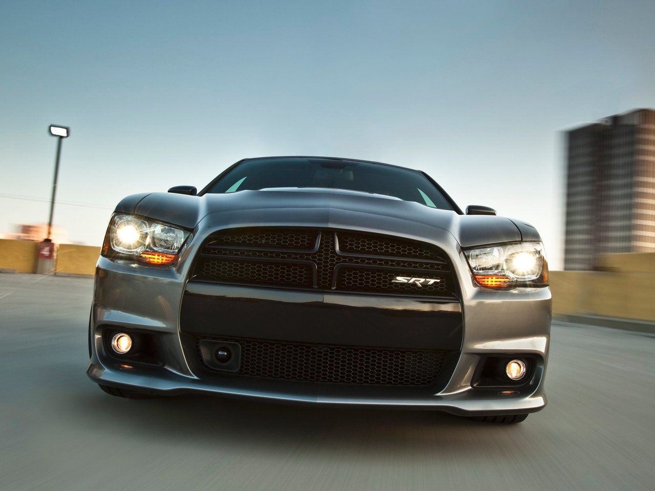 Dodge Charger srt 2011