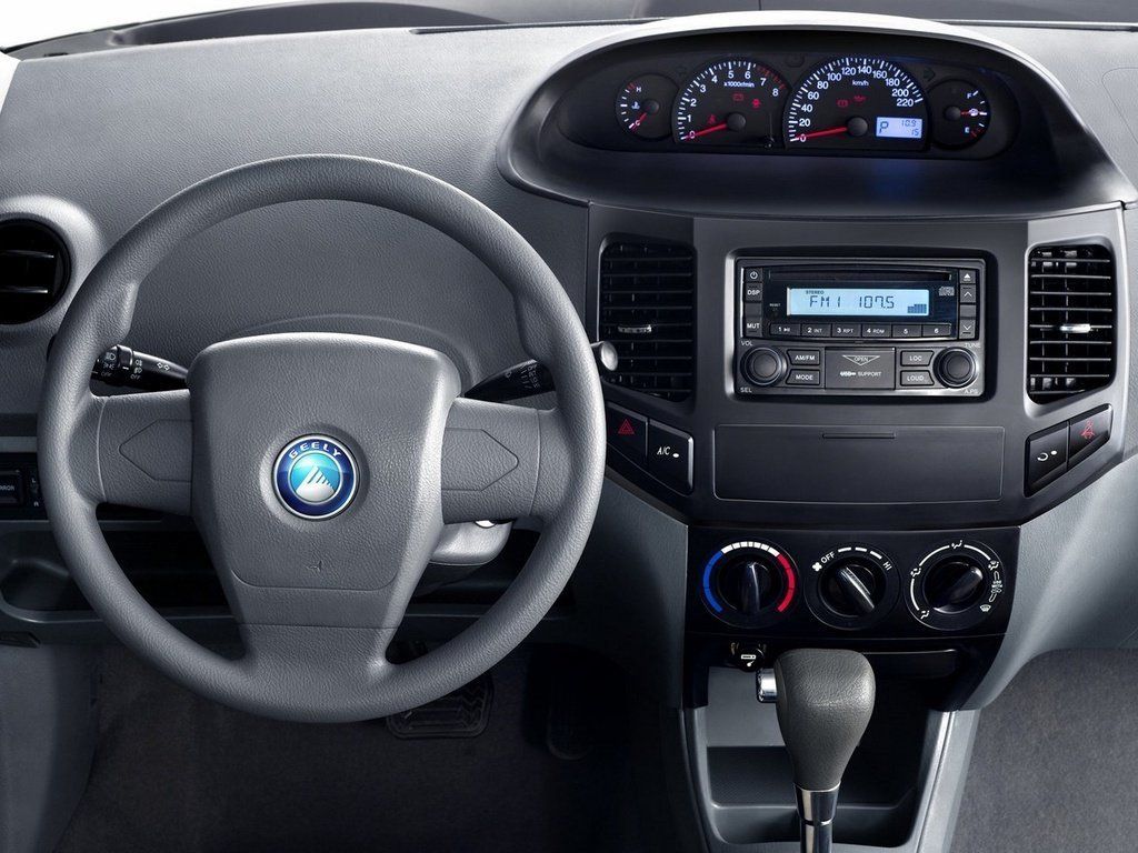 Geely MK седан 1 5