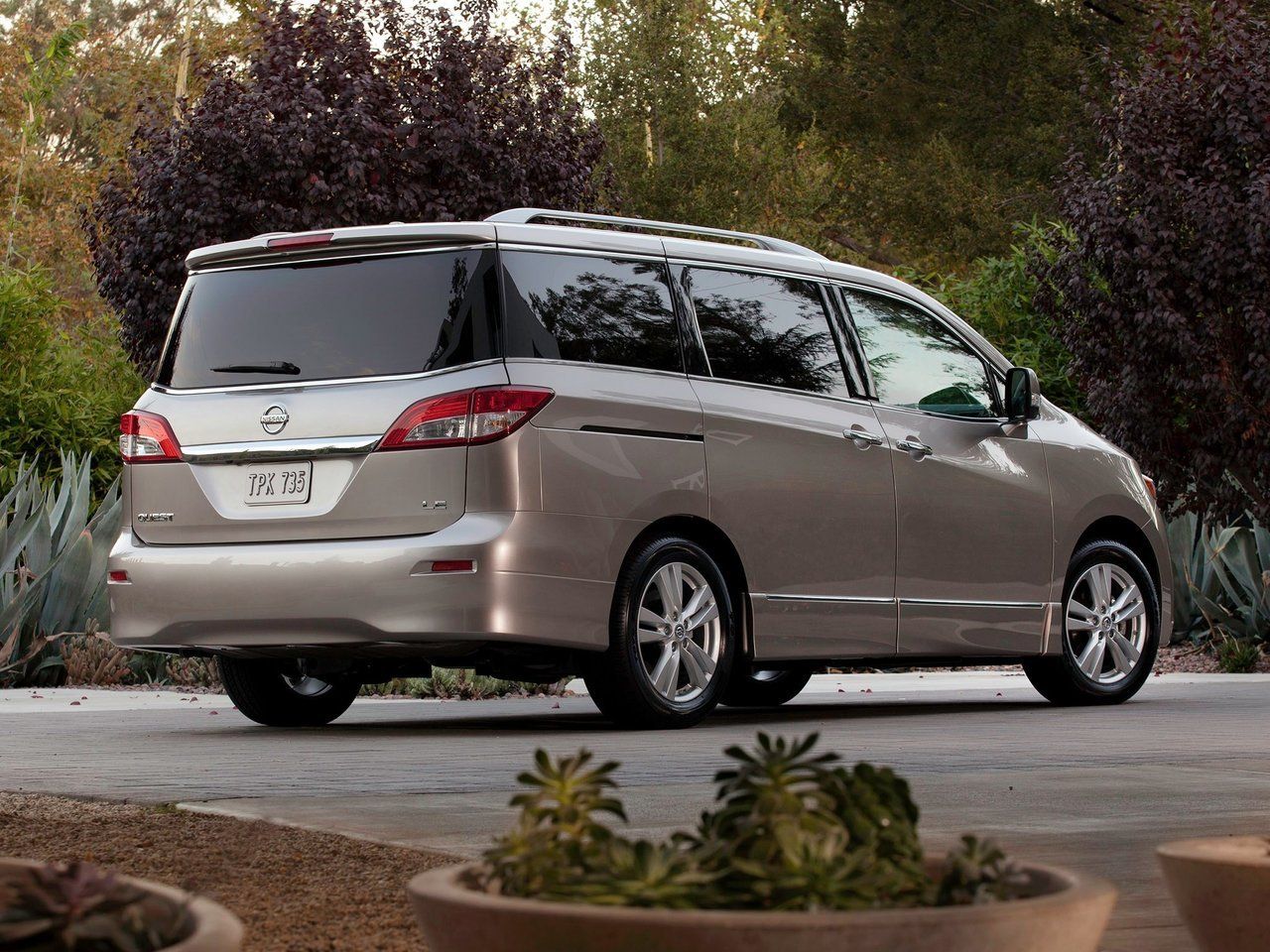 Nissan Quest 2011