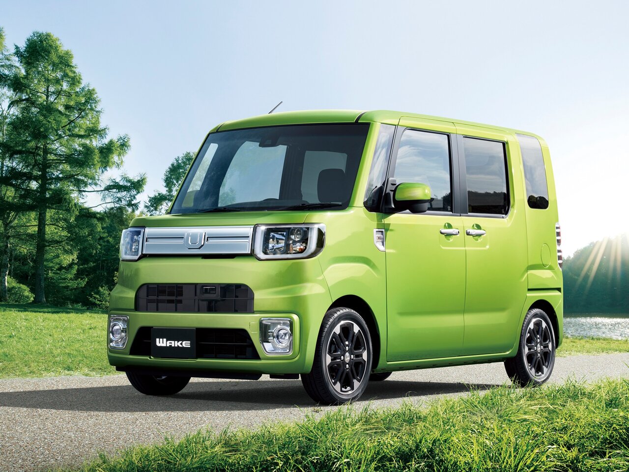 Daihatsu Wake 2014