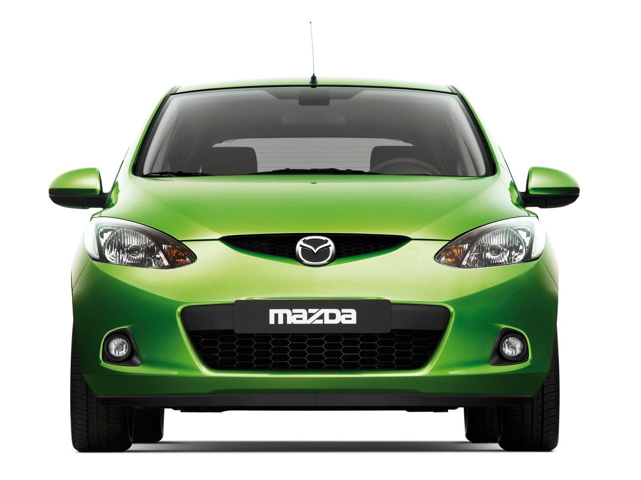 Mazda 2 объем двигателя