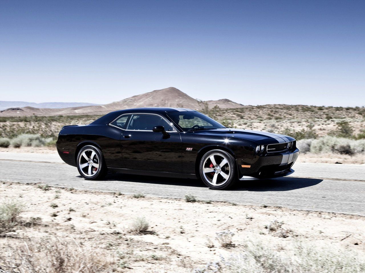 Dodge Challenger srt8 2014