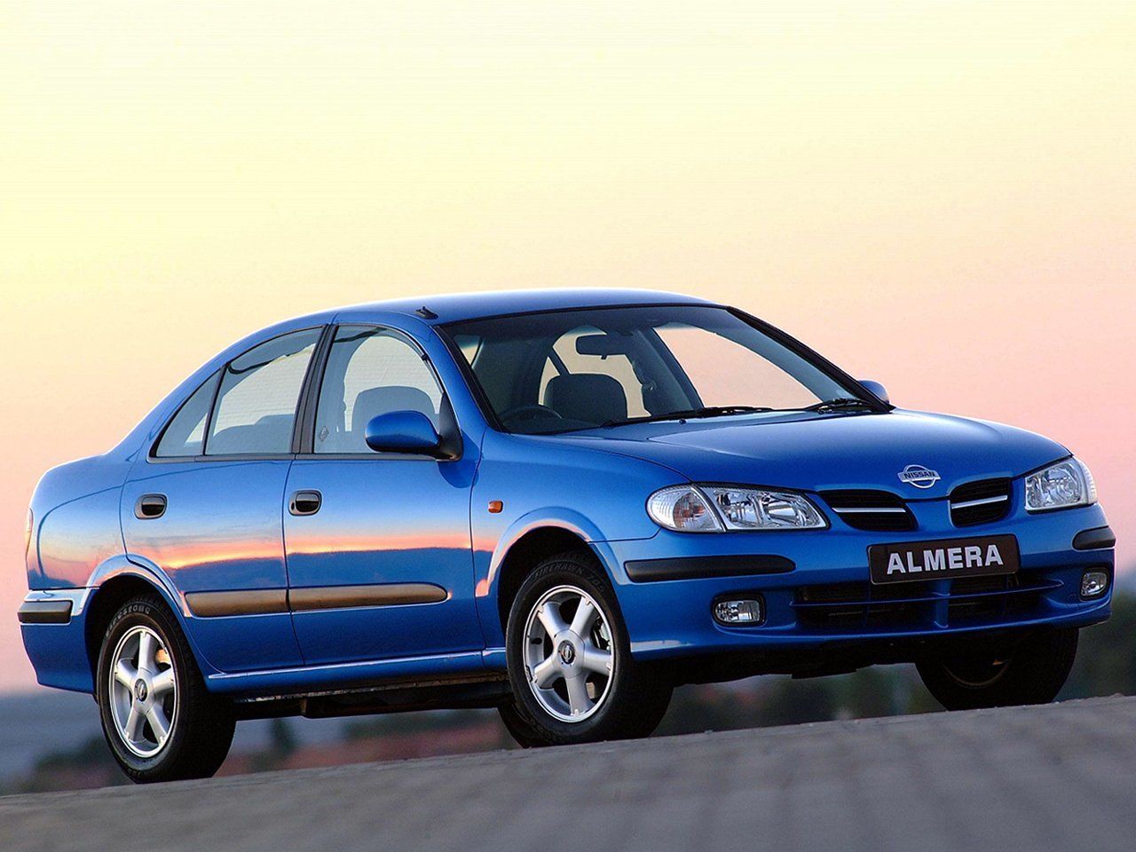 Nissan Almera II (N16) 2000 – 2003 Седан: кузов, класс, тип и объём  двигателя, коробка передач, разгон, фото - CarsWeek.ru