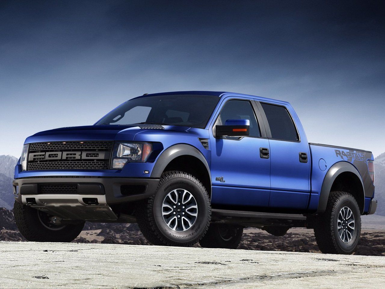 Ford f 150 Raptor РѕР±РѕРё