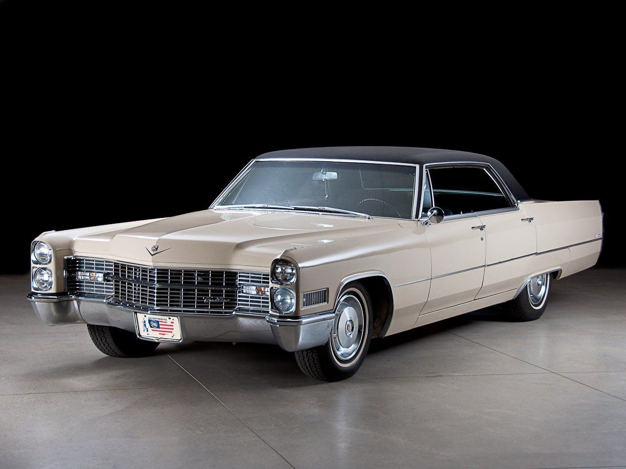 Cadillac deville фото