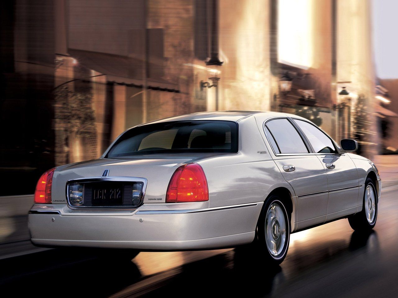 Lincoln Town car