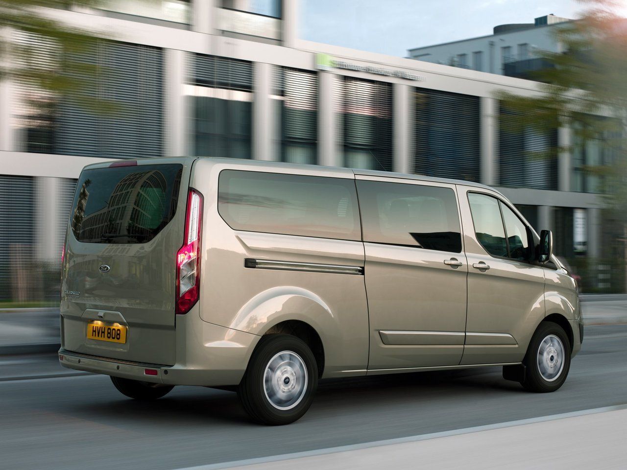 Тип минивэн. Ford Transit/Tourneo Custom 2012>. Ford Tourneo Custom 2013. Ford Tourneo Custom 2012. Ford Tourneo 2013.