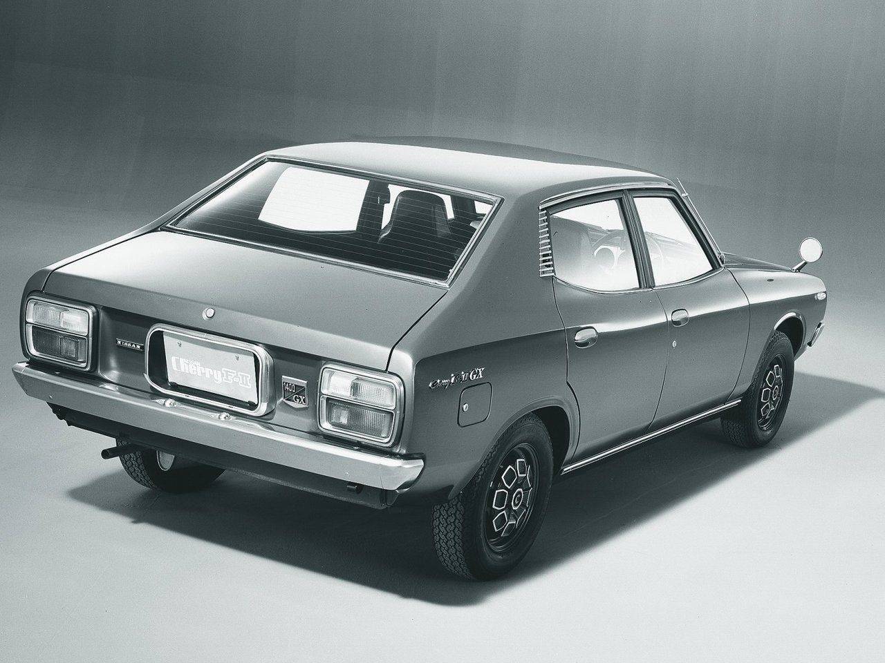 Datsun год выпуска 1978 года