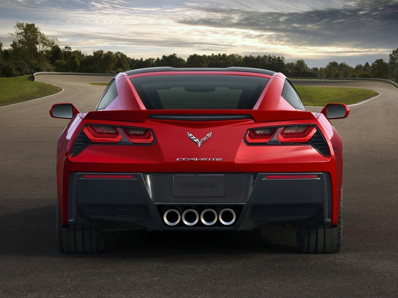 Chevrolet Corvette c7 сзади